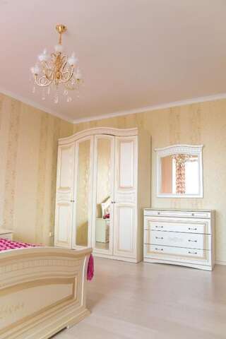 Апартаменты Apartamenty Stepana Bandery 35 Трускавец Апартаменты-105