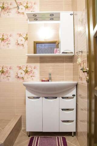 Апартаменты Apartamenty Stepana Bandery 35 Трускавец Апартаменты-124
