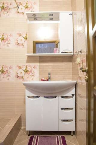 Апартаменты Apartamenty Stepana Bandery 35 Трускавец Апартаменты-13