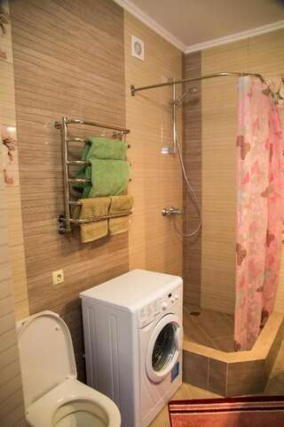 Апартаменты Apartamenty Stepana Bandery 35 Трускавец Апартаменты-93